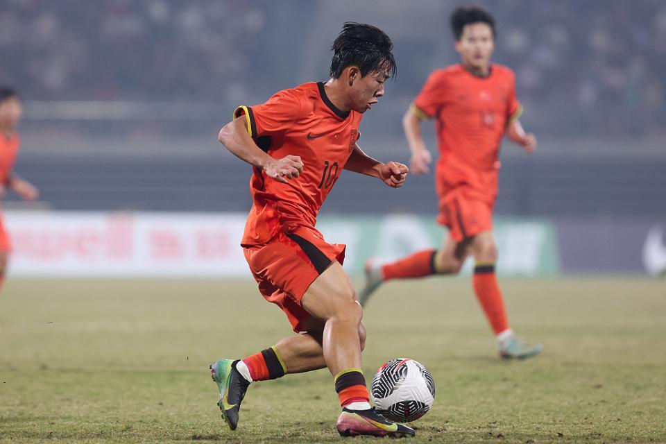 kaiyun.com-U17国足利好！邝兆镭复出+生死战或派最强阵 最后一练曝光2大战术
